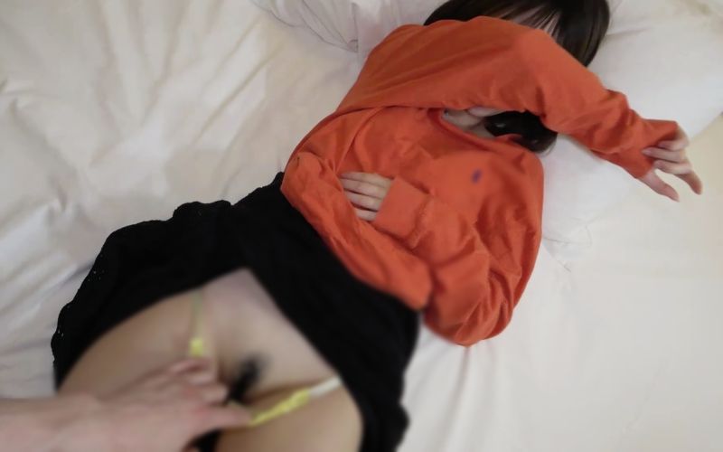 土話濃重的土生土長的土妞，帶著&ldquo;S萌&rdquo;天使的笑容，帶著孩子氣，有種做錯事的感覺