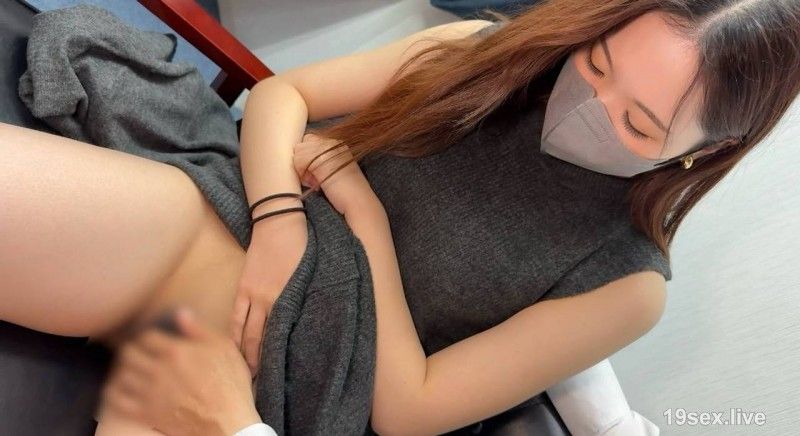 【完全素人&初撮り】恥ずかしがり屋で超可愛いスタイル抜群19歳JD。押しに弱く流されるがまま大量中出しハメ…。特典有り